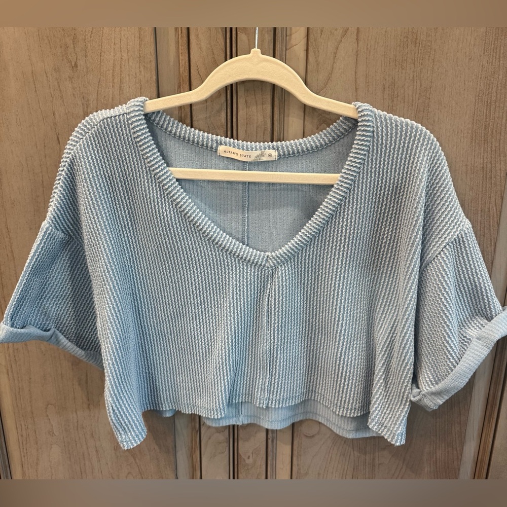 Altar’d State XS Light Blue Knit V-Neck Crop Top